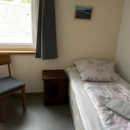 بيت للعطل Fuer 6 Personen 110 M² In *